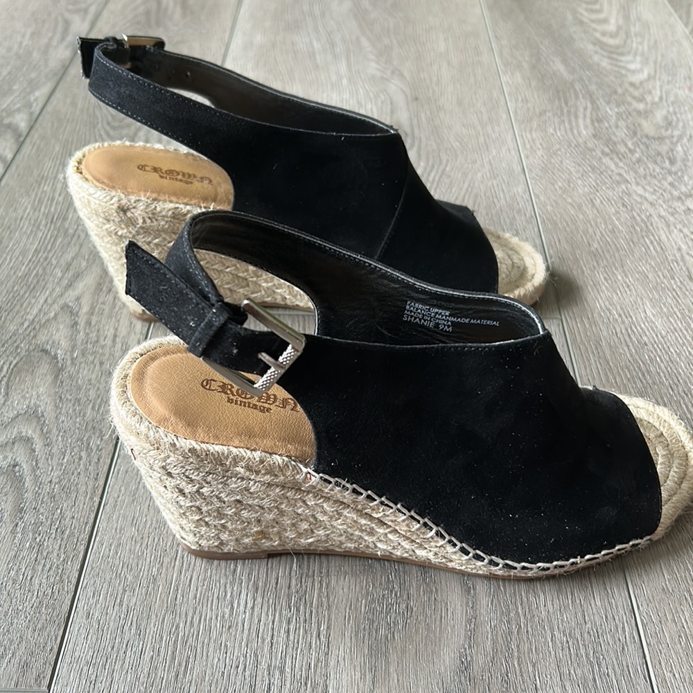 Crown Vintage Black Shanie Peep Toe Suede Espadrille Wedge Sandal Size 9